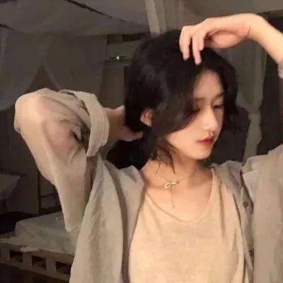 我配不上她