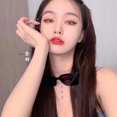 黑影窥窗